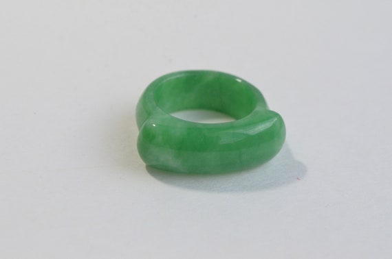Vintage Natural Genuine Green Jadeite Jade Saddle