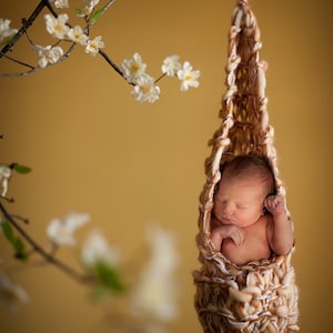 Stork outlet ring sling