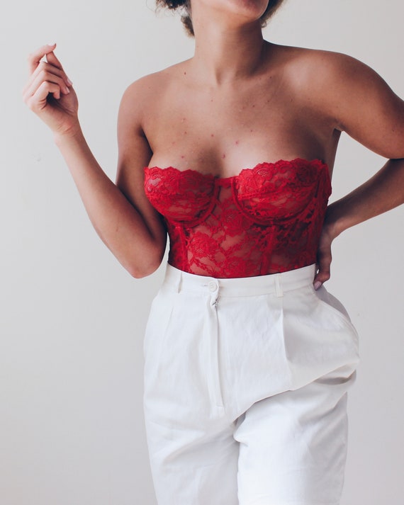 Red lace bustier / Vintage 80s Lingerie / Sheer se