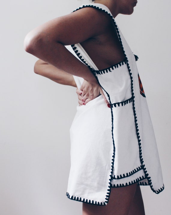 White Embroidered African sleeveless Tunic / Cott… - image 2