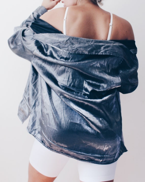 Silver Metallic Shirt / shiny grey blouse / long s
