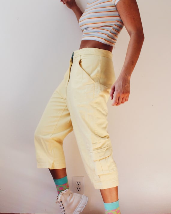 Light Yellow Cropped Cargo Pants / Yellow Wide Y2k Capris 