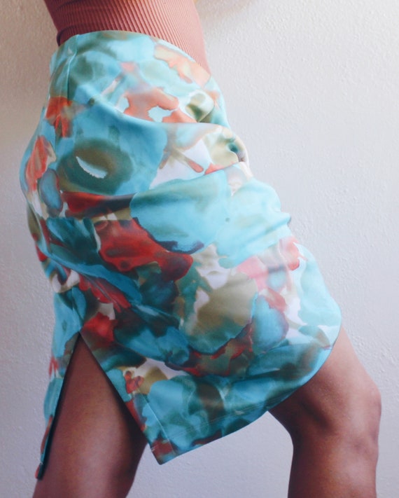 Asymmetric cinched y2k marble skirt / blue orange… - image 5