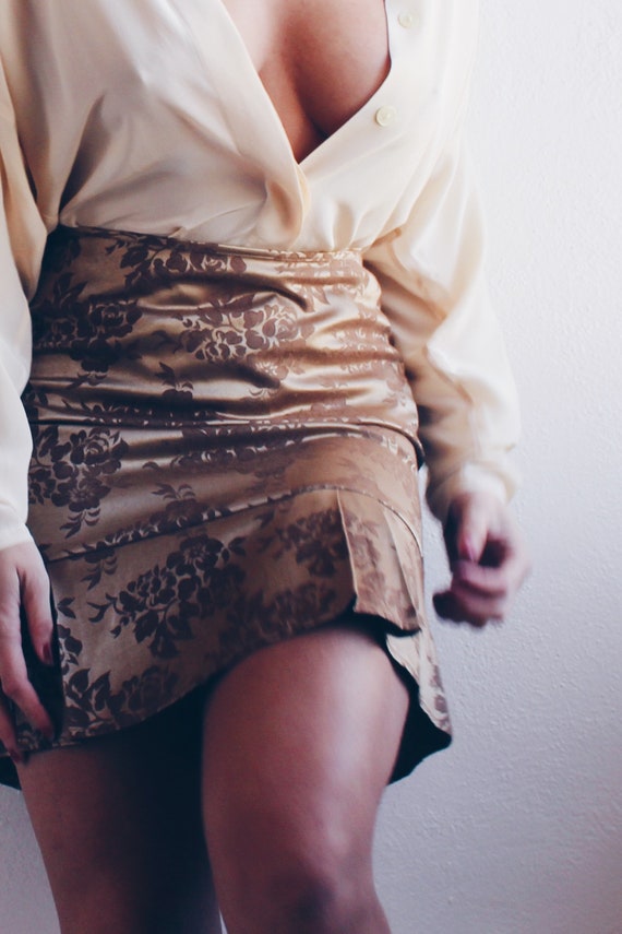 Bronzed Gold Floral Tapestry Mini Skirt - image 5