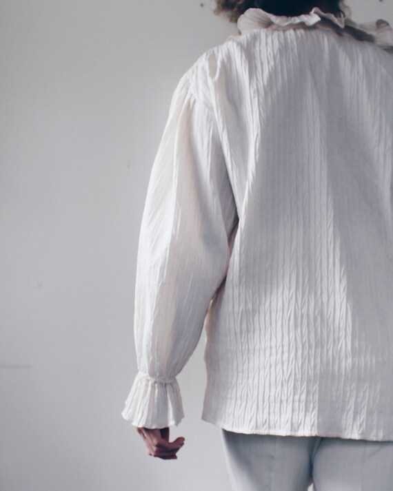 Textured Ruffled Blouse / Large Wheat Renaissance… - image 7