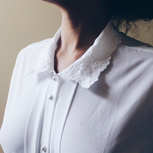 Embroidered collar white blouse / Large floral Victorian blouse / long sleeve 80s blouse / Button Up Lolita blouse image 3