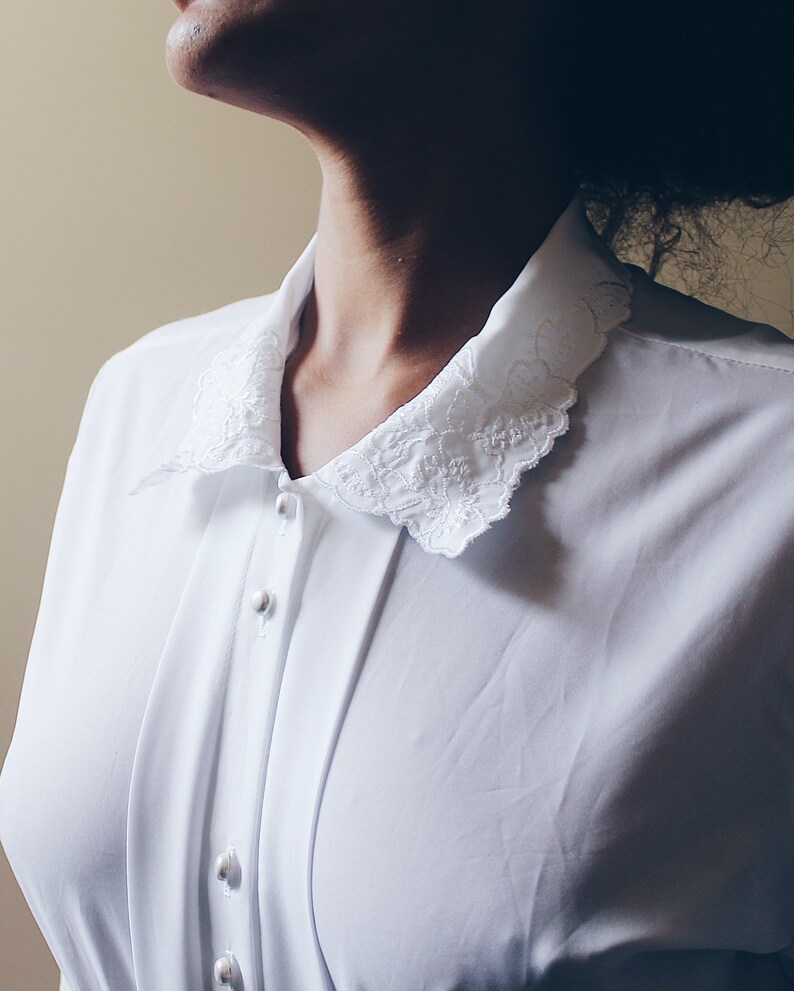 Embroidered collar white blouse / Large floral Victorian blouse / long sleeve 80s blouse / Button Up Lolita blouse image 3