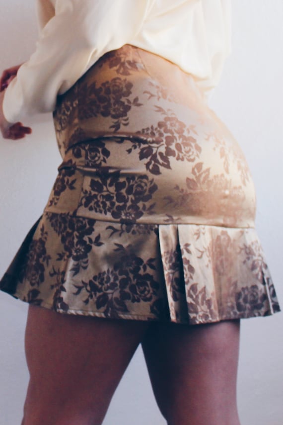 Bronzed Gold Floral Tapestry Mini Skirt - image 4