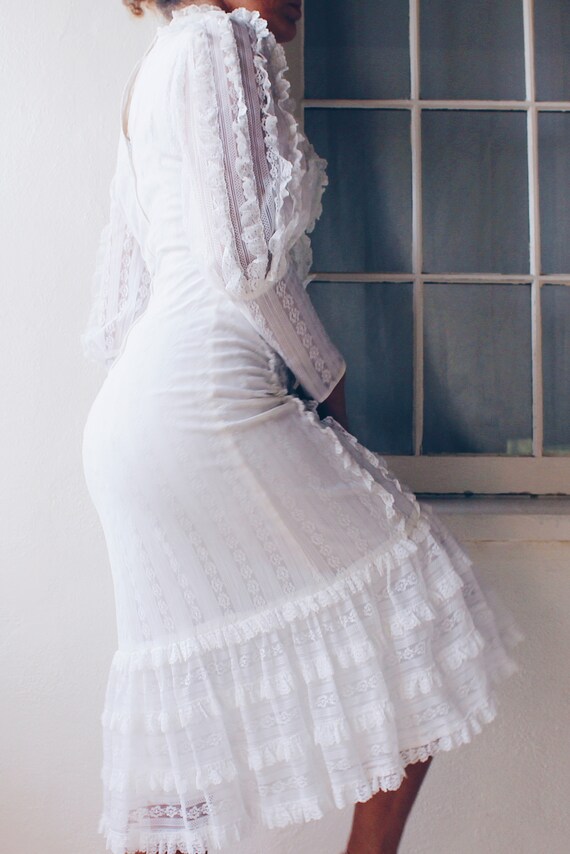 White Victorian Lace Wedding Dress / vintage 70s … - image 6