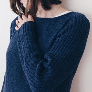 Navy knit sweater / blue shirt / 90s grunge top image 6