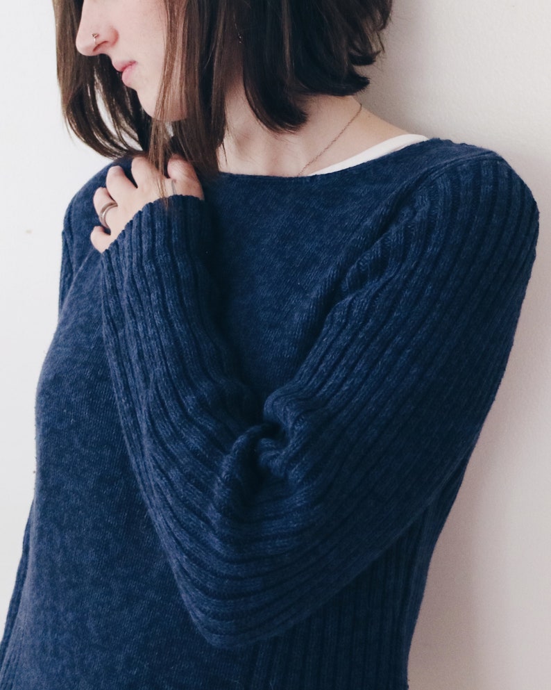 Navy knit sweater / blue shirt / 90s grunge top image 6