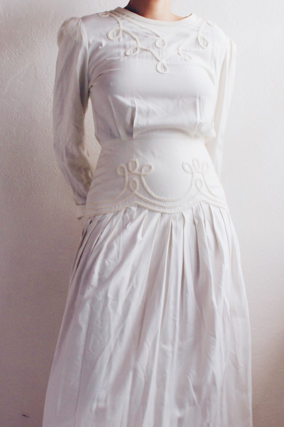 Cream satin prairie dress / vintage 60s Folk  hipp