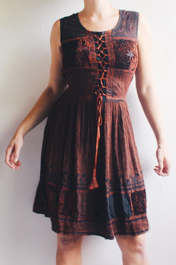 90s Vintage Brown Embroidered Dress with Whimsigo… - image 2