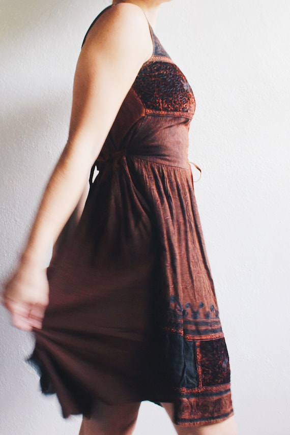 90s Vintage Brown Embroidered Dress with Whimsigo… - image 5