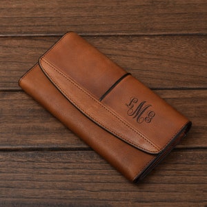women's wallet,leather wallet,monogram clutch,mothers day gift,personalized wallet,monogram wallet,monogrammed wallet,womens wallet,gifts