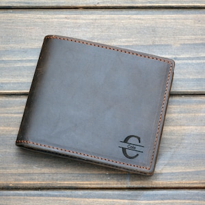 Herren Portemonnaie Personalisiertes Portemonnaie Monogrammed Portemonnaie Gravur Portemonnaie Echtleder Bifold Herren Portemonnaie Jahrestag Geschenk für Papa