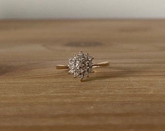 Vintage 9k yellow gold cluster ring with 0.33ct diamonds | hallmarked