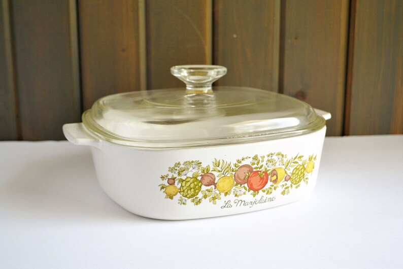 5 Quart A-5-B Corning Ware White Coupe Square Casserole w// Lid