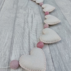 Cream and pink heart garland, pink bunting, felt pom poms, felt ball garland, Mother's Day, teepee decoration, nursery, pink decoration