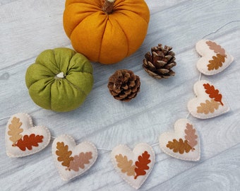 Autumn bunting, Autumnal decoration, oak leaf, harvest festival decor, leaf bunting, banner, felt garland, felt decor, gift, Fall decor,