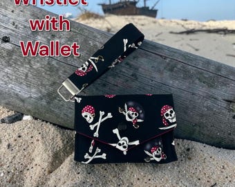 Wristlet & Wallet set with Pirate print fabric