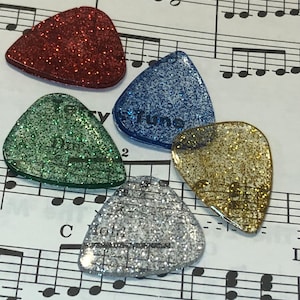 Christmas Glitter Guitar Picks: Resin Holiday Set of 5