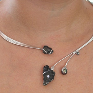 Collier with meteorite and pearls, silver, handmade 1011S