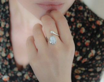 Finger Ring - moonstone and pearl, silver, handmade, 501S