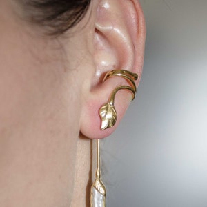 Earcuff with pendant and Baroque pearl,leaf motif,gold-plated,handmade