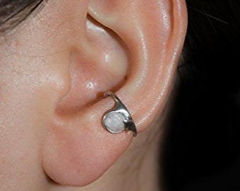 Earcuff- Creole with moonstone, silver, handmade, 120S