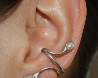 Earcuff with freshwater pearls, Silver 925, handmade, 416S