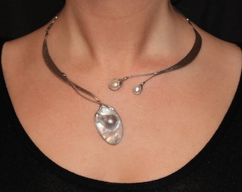 Collier with freshwaterpearls and Mabe Pearl, silver 925, handmade 1004S
