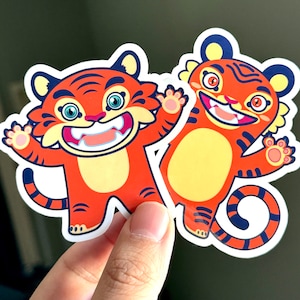 Autocollant en vinyle mignon animal heureux chat tigre, espace personnel pour ordinateur portable, décalcomanie de coque de téléphone, stickers agenda kawaii, bouteille d'eau câlins de chats