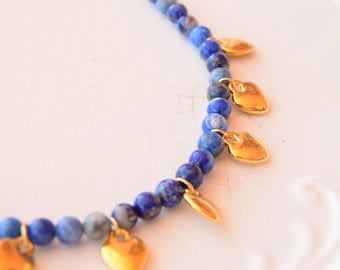 Natural Lapis Lazuli Necklace,Gold Heart Charm Choker,Deep Blue Beaded Gemstone Jewelry,Hypoallergenic Gift for Her,Boho Chic Statement