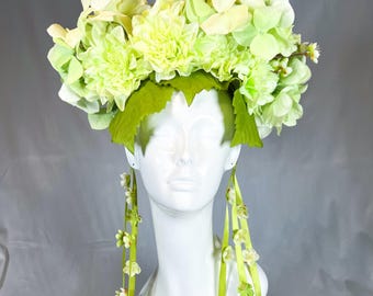 Fascinator, Kentucky Derby fascinator, Flower Crown, Floral Headpiece, Floral Headband, Festival Headpiece, Dramatic Floral Headpiece