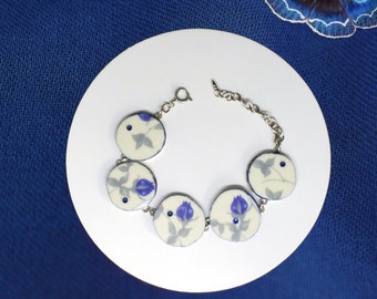 Handmade broken china blue and white adjustable rosebud bracelet