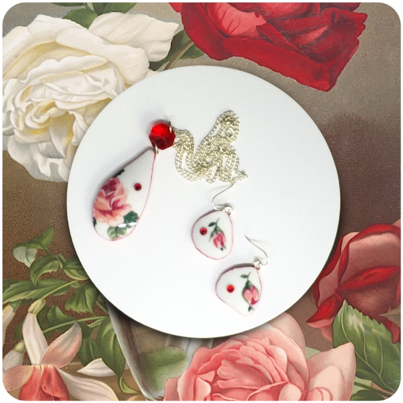 Handmade red rose broken china pendant and dangle earrings