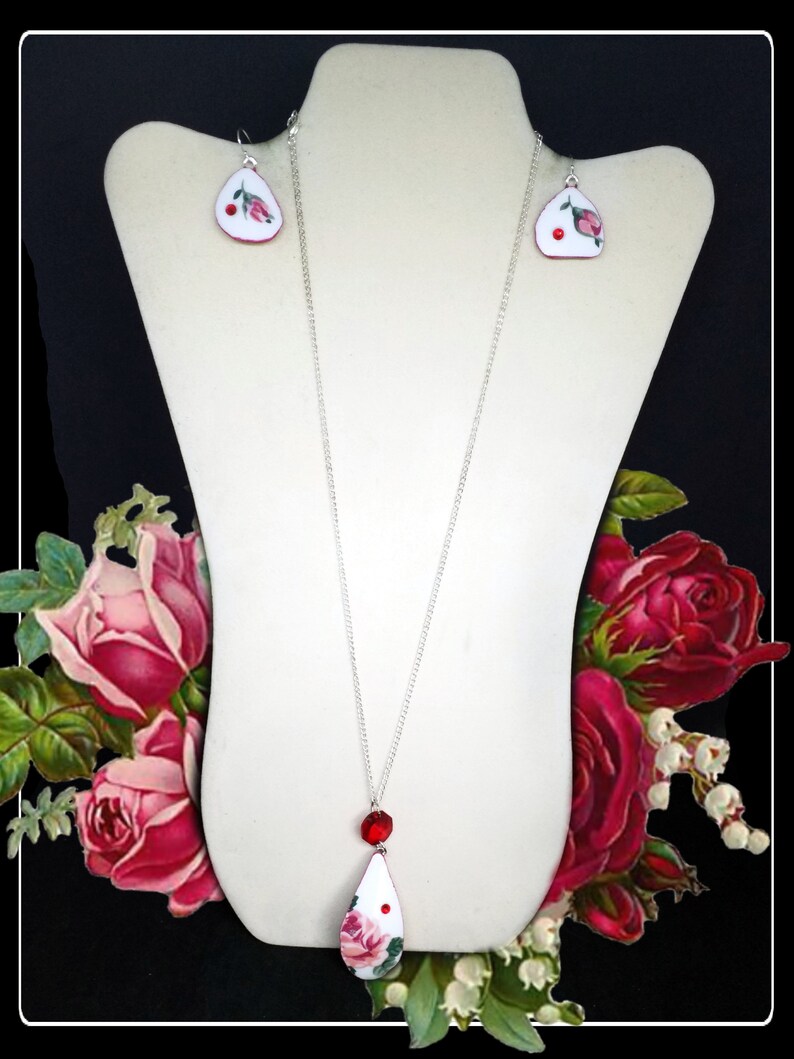 Handmade red rose broken china pendant and dangle earrings