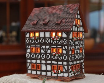 Bougeoir photophore pour maison en céramique Midene Décoration d'intérieur Réplique de maison miniature de collection d'une maison à colombages d'Erfurt A286