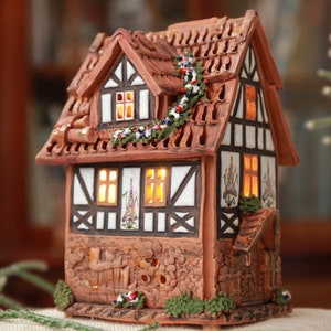 Handcrafted Ceramic Tealight Holder: Timbered German House Aroma Light