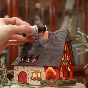 Midene Ceramic house Tea light Candle Holder Home decor miniature house of the original Historic Old Smithery in Rothenburg B230 Tiny House