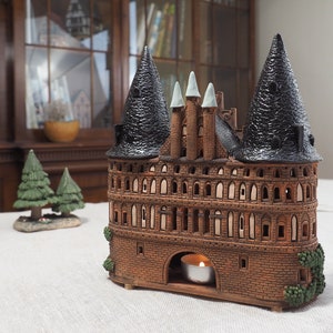 Midene Ceramic house Tea light Candle Holder Home decor Collectible miniature house replica of the Holder Gate in Lübeck C317 Mini House