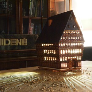 Midene Ceramic house Tea light Candle Holder Home decor miniature house replica of the house of Knochenhaueramt Hildesheim F218 Tiny House