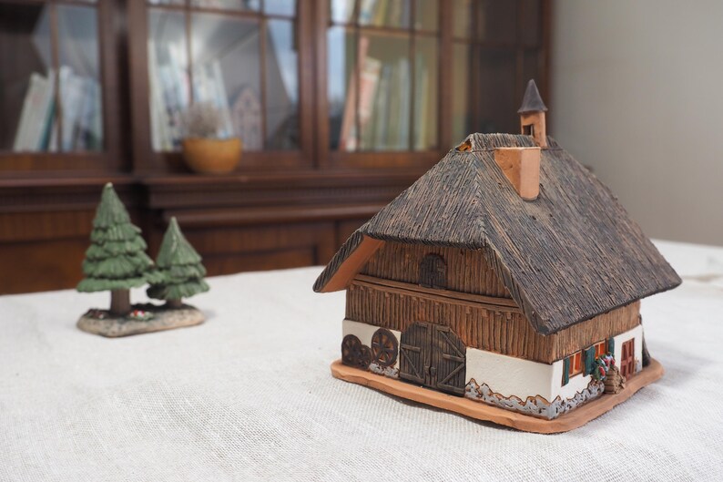 Ceramic Cuckoo Clock House: Black Forest Tea Light Candle Holder image 6