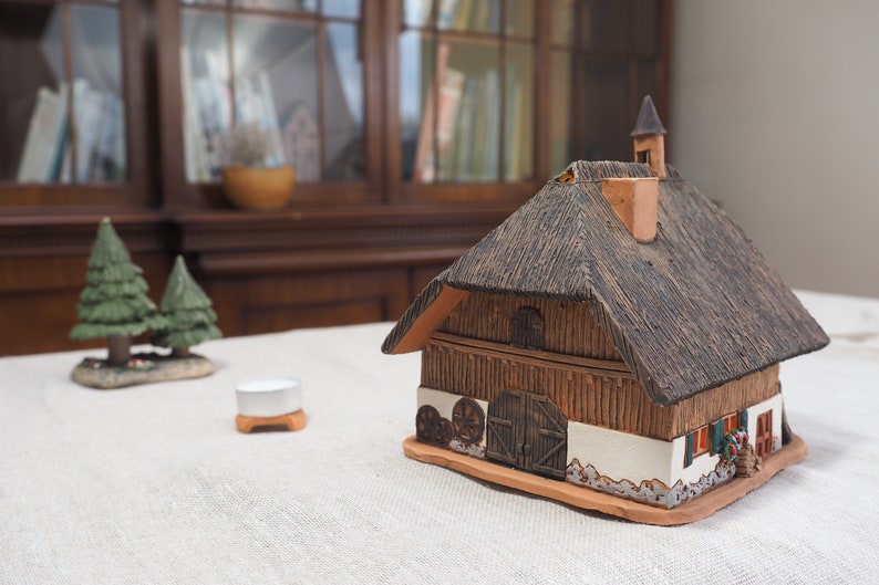 Ceramic Cuckoo Clock House: Black Forest Tea Light Candle Holder image 3