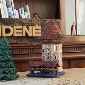 Handgefertigter Wasserturm Keramik Teelichthalter: Luzern Schweiz Miniatur