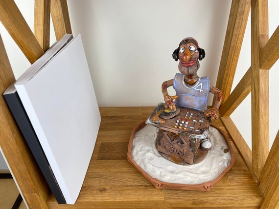 Handmade Ceramic DJ Cone Incense Holder Figurine - Home Decoration Handmade Ceramic DJ Cone Incense Holder Figurine - Home Decoration