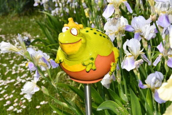 Midene Céramique Jardin Décor Grenouille Prince GKR66 Piquet De Jardin  Antigel À La Main Peint À La Main Piquet De Pelouse En Céramique Boule De  Jardin -  France