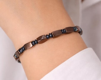 Copper twist hematite magnetic woman's bracelet 6mm Stones Magnetic Hematite stones with a 6mm magnetic clasp Dainty and Classic