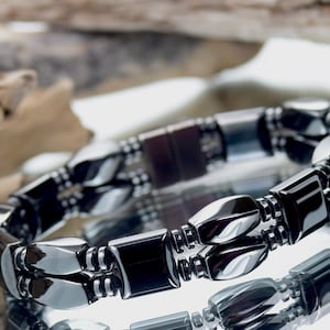 Magnetic bracelet/Mens Black magnetic hematite stones/Extra Strength Magnetic clasp/women&#39;s magnetic bracelet/Increases circulation bracelet